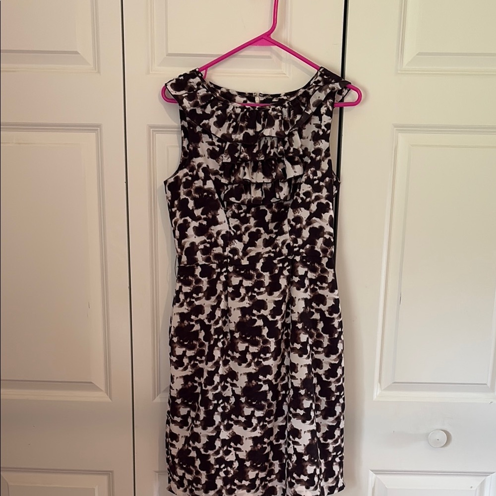 Banana Republic Brown and White Sheath Midi Dress - Size 4